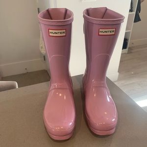 pink short hunter boots